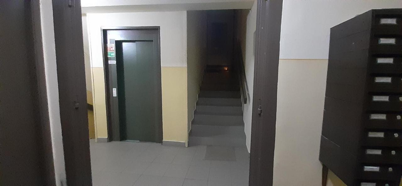 Panel Hause Kazincbarcika Apartment Luaran gambar